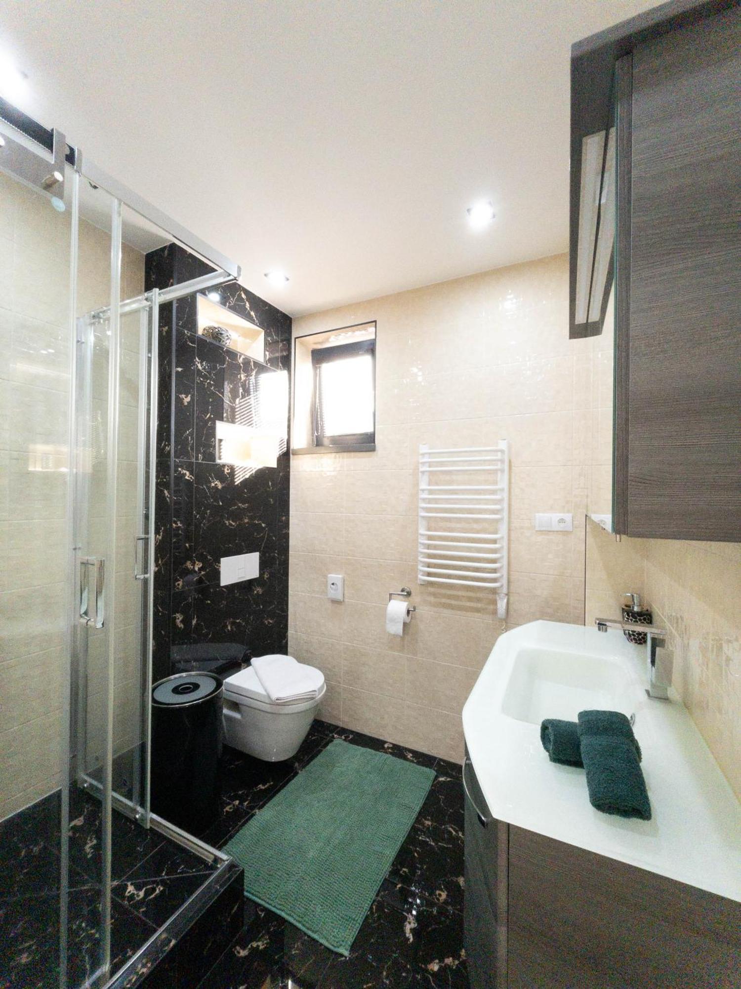 Apartman Navrchu Brezno Exterior photo